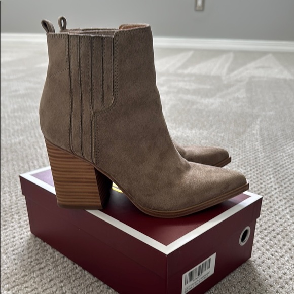 Nine West - Orleeh- Ankle Boots - Picture 8 of 10